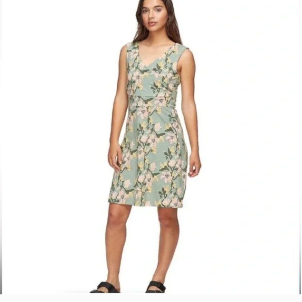 Women's Patagonia Medium Mini Dress with Floral Hibiscus Print